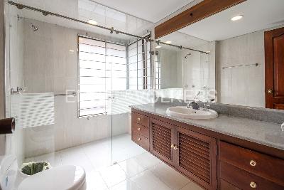 Apartamento de 3 alcobas en venta en Santa Barbara Occidental, Bogotá, 238 m² · foto 13 de 20