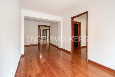 Apartamento de 3 alcobas en venta en Santa Barbara Occidental, Bogotá, 238 m² · foto 15 de 20