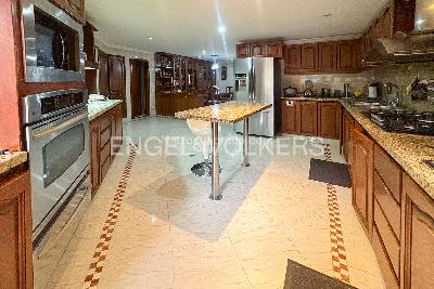 Apartamento en venta en La Carolina, Bogotá · foto 6 de 14