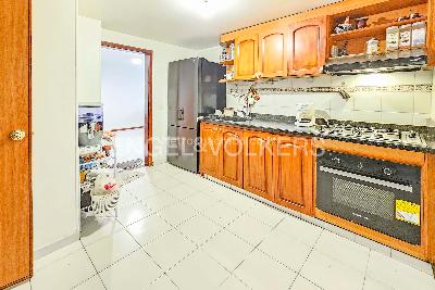Apartamento de 3 alcobas en venta en Mazuren, Bogotá, 157 m² · foto 3 de 17