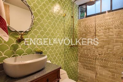 Casa de 3 alcobas en venta en El Tesoro, Medellín, 293 m² · foto 16 de 20