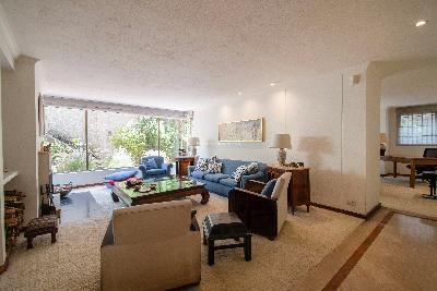 Apartamento en venta en Los Rosales, Bogotá · foto 3 de 16