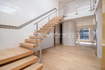 Apartamento de 4 alcobas en venta en Montearroyo, Bogotá, 455 m² · foto 4 de 20