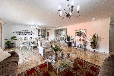 Apartamento de 4 alcobas en venta en Las Lomas, Medellín, 179 m² · foto 2 de 18