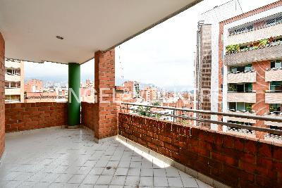 Apartamento en venta en Laureles, Medellín · foto 11 de 19