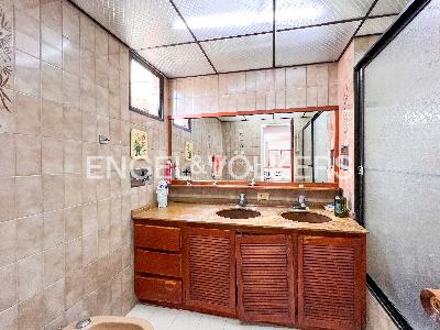 Apartamento de 3 alcobas en venta en Laureles, Medellín, 183 m² · foto 13 de 16