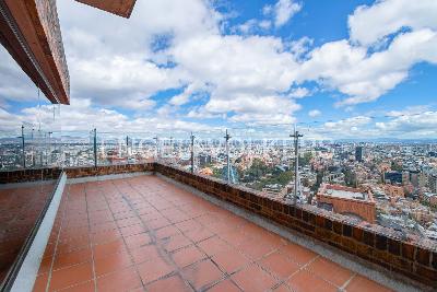 Apartamento de 4 alcobas en venta en El Refugio, Bogotá, 354 m² · foto 6 de 19