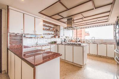 Apartamento de 4 alcobas en venta en El Refugio, Bogotá, 354 m² · foto 7 de 19