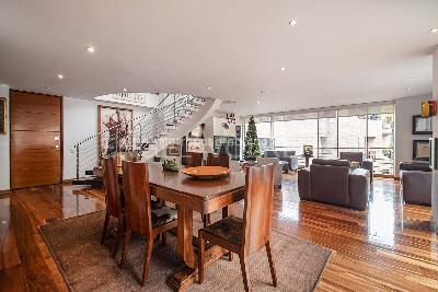 Apartamento de 3 alcobas en venta en El Refugio, Bogotá, 269 m² · foto 4 de 20