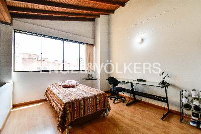 Apartamento de 4 alcobas en venta en Laureles, Medellín, 142 m² · foto 11 de 12