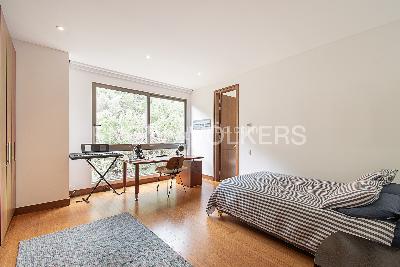 Apartamento de 5 alcobas en venta en Cerros De Los Alpes, Bogotá, 351 m² · foto 13 de 20