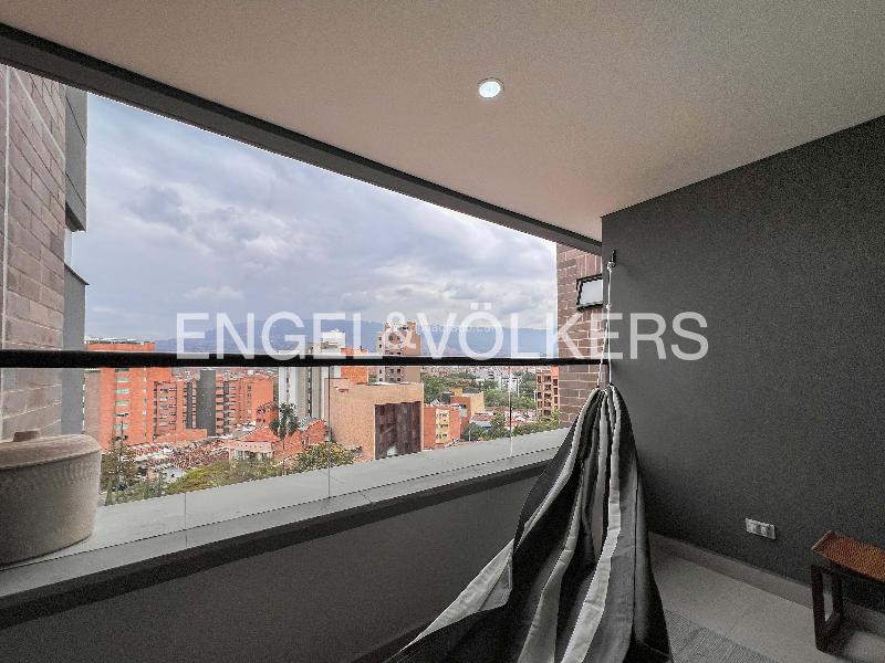 Modern 3BR Apartment with Balconies in Laureles - 4