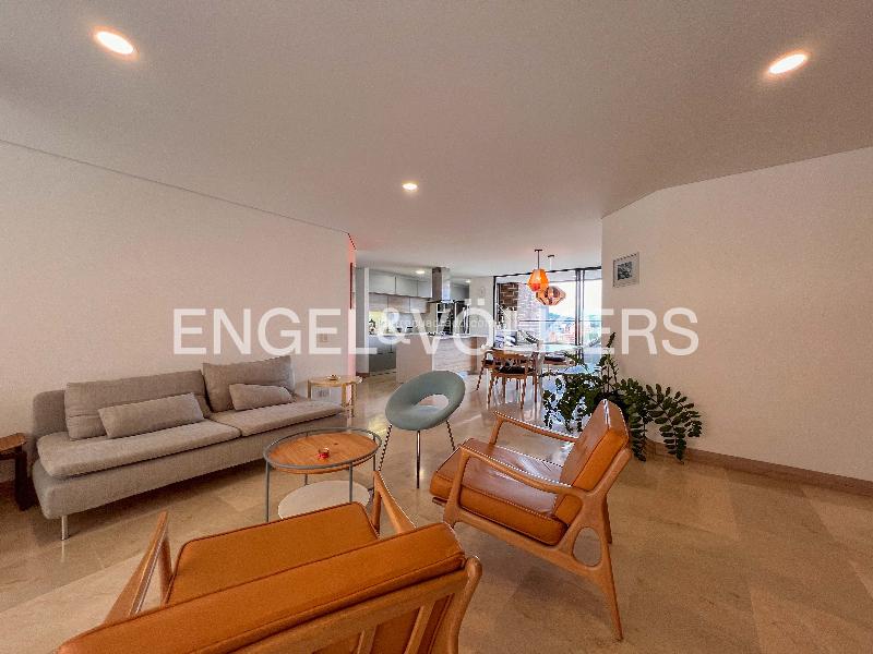 Modern 3BR Apartment with Balconies in Laureles - 6