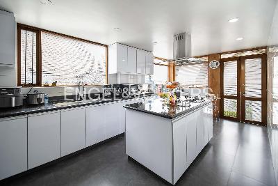 Casa de 4 alcobas en venta en Cerros De Suba, Bogotá, 212 m² · foto 5 de 20