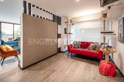 Apartamento de 2 alcobas en venta en Chico Navarra, Bogotá, 139 m² · foto 5 de 16