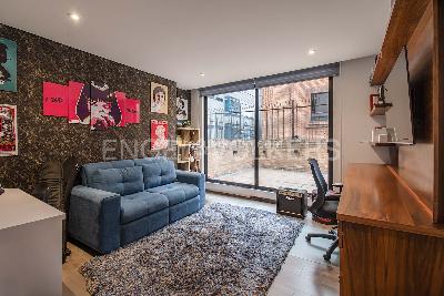 Apartamento de 2 alcobas en venta en Chico Navarra, Bogotá, 139 m² · foto 7 de 16