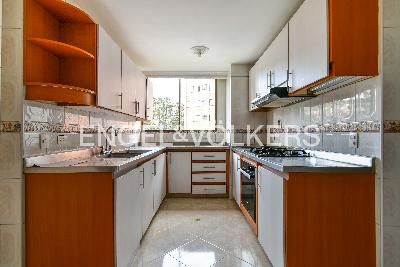 Apartamento de 4 alcobas en venta en La Florida, Medellín, 260 m² · foto 7 de 12