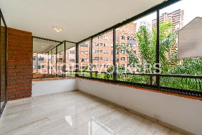 Apartamento de 4 alcobas en venta en La Florida, Medellín, 260 m² · foto 8 de 12
