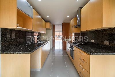 Apartamento en venta en Cerros De Niza, Bogotá · foto 8 de 20