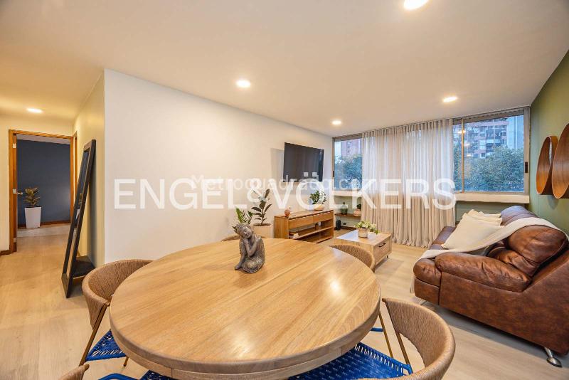 Apartamento Amoblado de 2 Alcobas con Diseño Moderno en Lalinde - 2