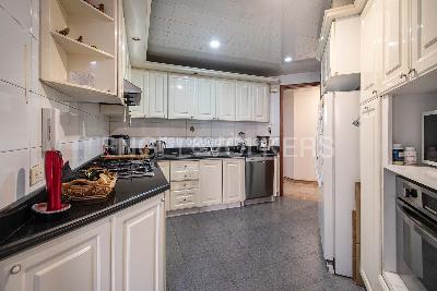Apartamento de 3 alcobas en venta en Chico Reservado, Bogotá, 235 m² · foto 4 de 14
