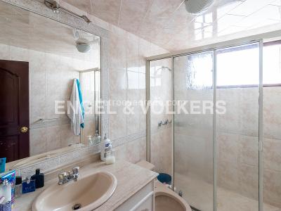 Casa de 3 alcobas en venta en Santa Barbara Alta, Bogotá, 455 m² · foto 16 de 18