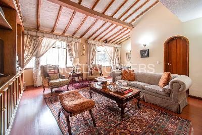 Casa de 4 alcobas en venta en Cerros De Niza, Bogotá, 385 m² · foto 9 de 19