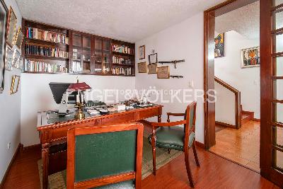 Casa de 4 alcobas en venta en Cerros De Niza, Bogotá, 385 m² · foto 11 de 19