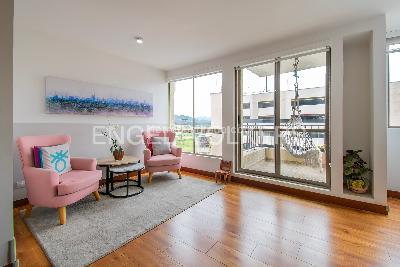 Apartamento de 2 alcobas en venta en Cajica, Cajicá, 68 m² · foto 2 de 16