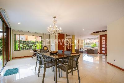 Casa de 5 alcobas en venta en Chia, Chía, 301 m² · foto 3 de 18