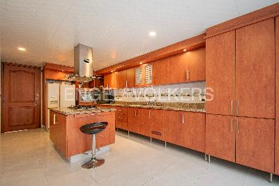 Casa de 5 alcobas en venta en Chia, Chía, 301 m² · foto 4 de 18