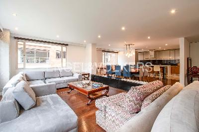 Apartamento en venta en Santa Barbara Occidental, Bogotá · foto 5 de 20