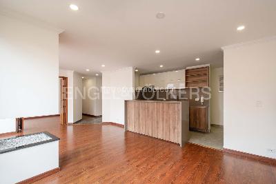 Apartamento en venta en Chico Navarra, Bogotá · foto 4 de 17