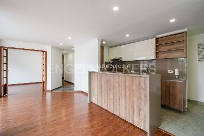 Apartamento en venta en Chico Navarra, Bogotá · foto 5 de 17