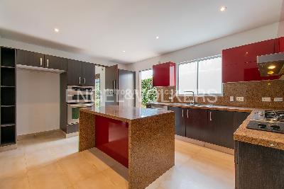 Casa de 4 alcobas en venta en Chia, Chía, 406 m² · foto 5 de 20