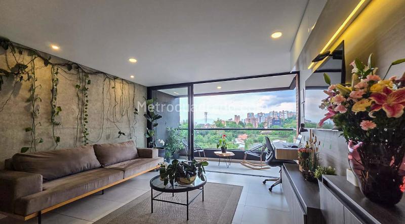 Duplex 2BR Apartment with Terrace and Clubhouse in Cumbres, Envigado