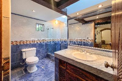 Casa de 5 alcobas en venta en Calleja Alta, Bogotá, 265 m² · foto 19 de 20