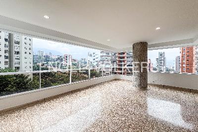 Apartamento en arriendo en Los Balsos, Medellín · foto 4 de 18