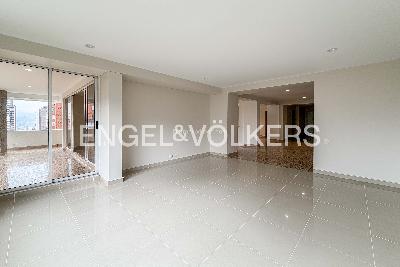 Apartamento en arriendo en Los Balsos, Medellín · foto 7 de 18
