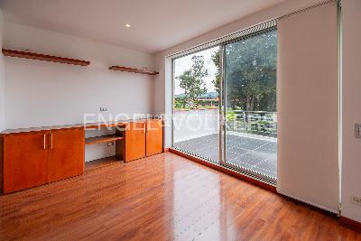 Casa de 4 alcobas en venta en Cajica, Cajicá, 385 m² · foto 9 de 18