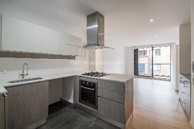 Apartamento de 1 alcoba en arriendo en Santa Barbara Central, Bogotá, 55 m² · foto 4 de 13