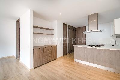 Apartamento de 1 alcoba en arriendo en Santa Barbara Central, Bogotá, 55 m² · foto 6 de 13