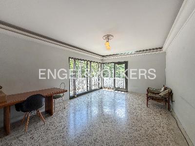 Casa de 4 alcobas en venta en La Aguacatala, Medellín, 1047 m² · foto 3 de 17
