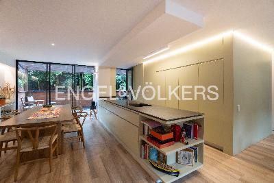 Apartamento de 3 alcobas en venta en El Tesoro, Medellín, 143 m² · foto 5 de 15