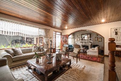 Casa en venta en Santa Barbara Central, Bogotá · foto 3 de 19