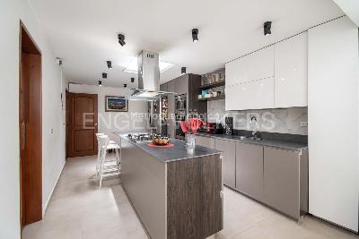 Casa en venta en Santa Barbara Central, Bogotá · foto 9 de 19