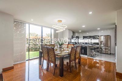 Casa de 4 alcobas en venta en Bosque De Pinos, Bogotá, 313 m² · foto 2 de 17