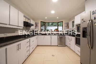 Casa de 3 alcobas en venta en Las Lomas, Medellín, 309 m² · foto 8 de 19