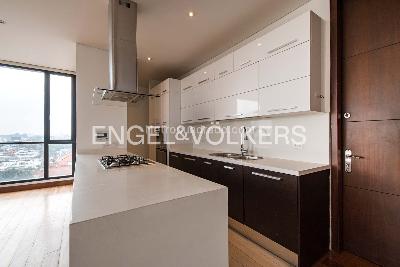 Apartamento de 2 alcobas en venta en El Virrey, Bogotá, 204 m² · foto 5 de 17