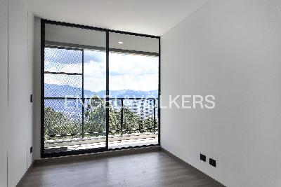 Apartamento de 2 alcobas en venta en Loma Del Escobero, Medellín, 75 m² · foto 8 de 13